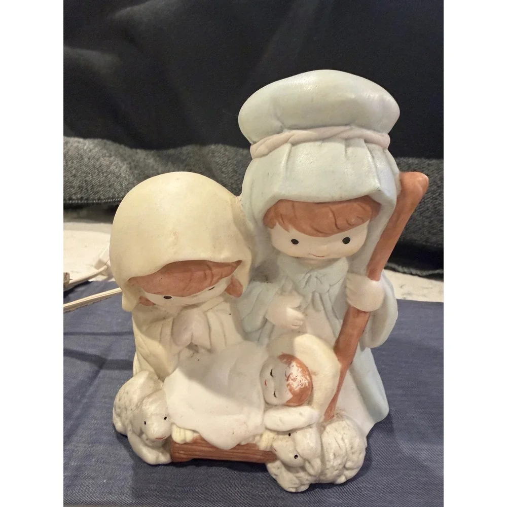 N/A charming ceramic